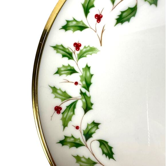 Lenox Holiday Dimension Holly Berries Gold Rim 6 3/8" Bread and Butter Plate - Picture 2 of 7